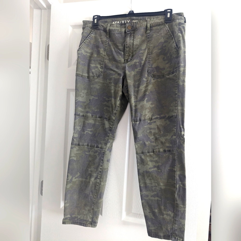 AVA & VIV camo jeggings